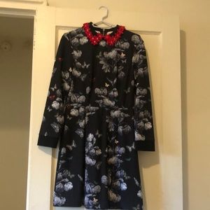 Beautiful floral womans Ted Baker party dress! Fits like a US size 6
